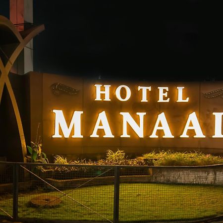Hotel Manaal Akolia エクステリア 写真