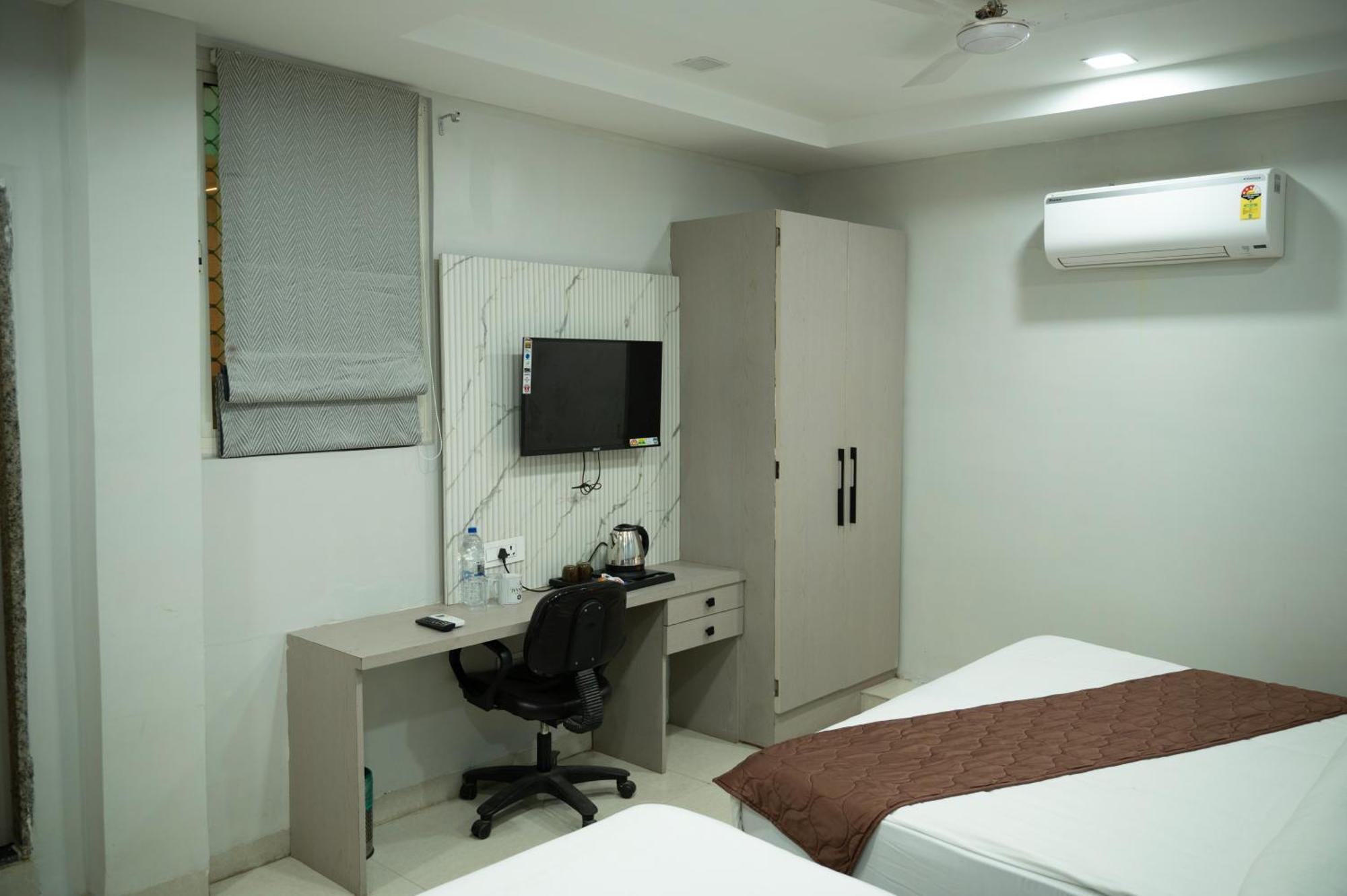 Hotel Manaal Akolia エクステリア 写真